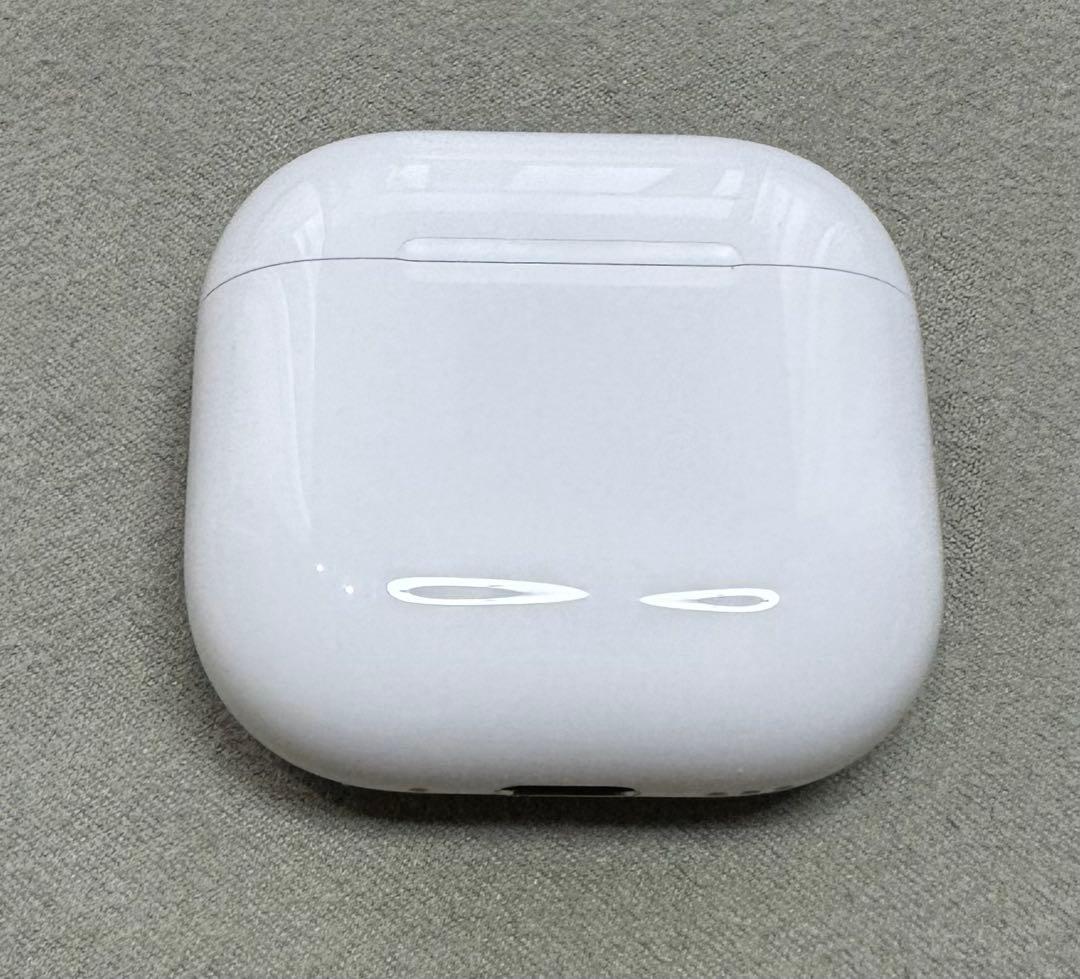 AirPods 4 （アクティブノイズキャンセリング搭載モデル）