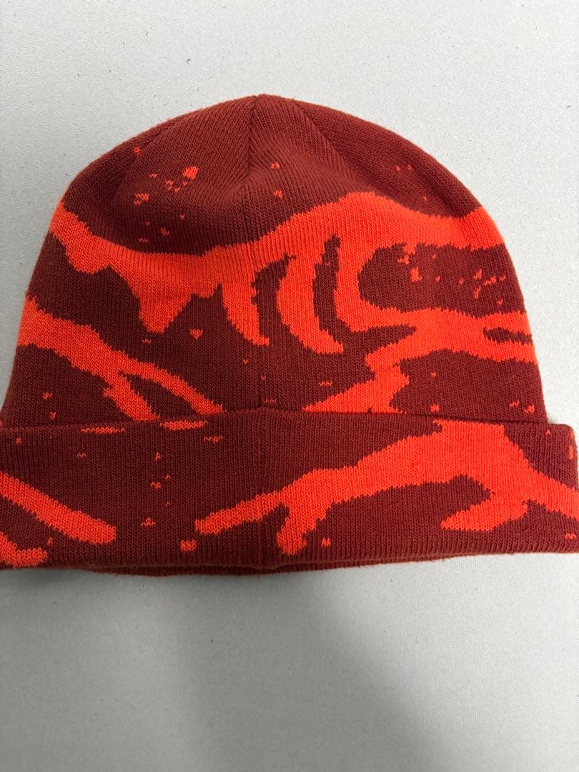ARC'TERYX ニット帽 ビーニー 赤・オレンジ