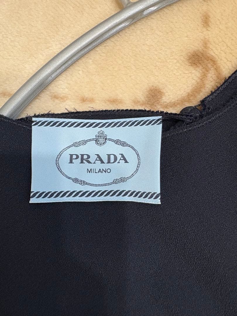 PRADA ネイビー 膝丈ワンピース 半袖