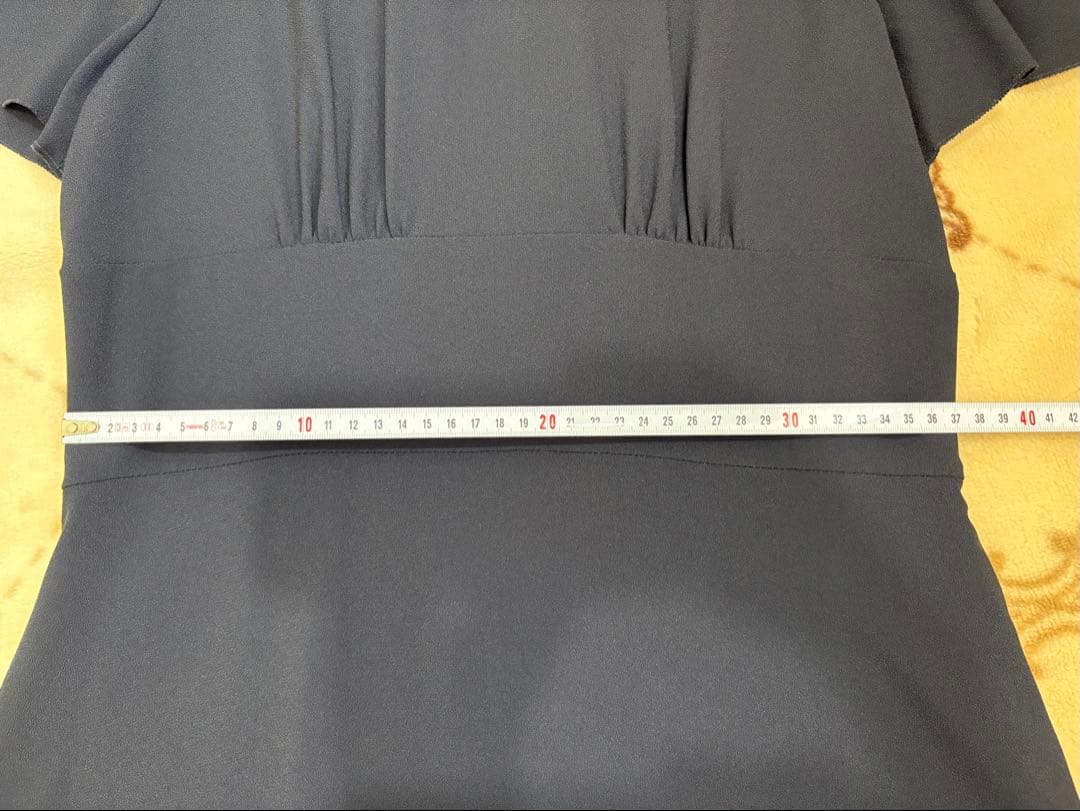 PRADA ネイビー 膝丈ワンピース 半袖