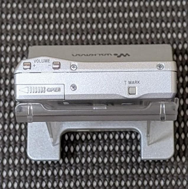 ジャンク品】SONY NET MD WALKMAN MZ-N1