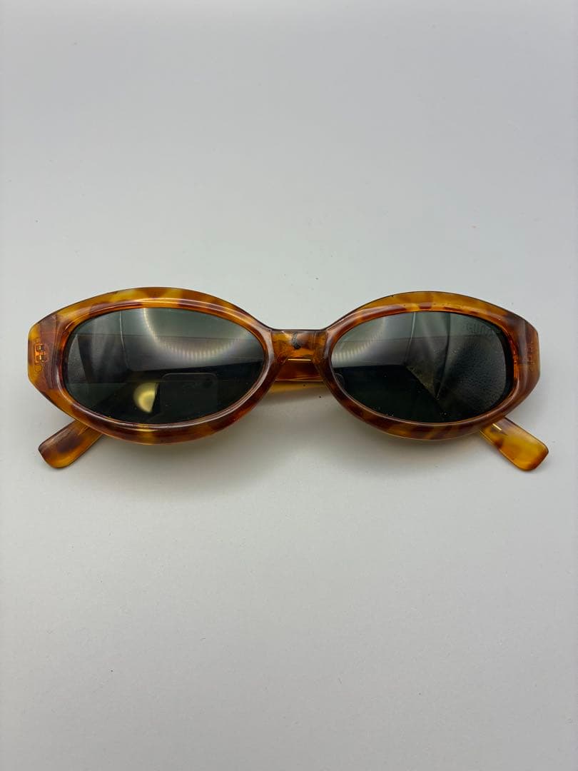っっ ⭐️GUCCI ヴィンテージ サングラス べっ甲柄　ケースなし
