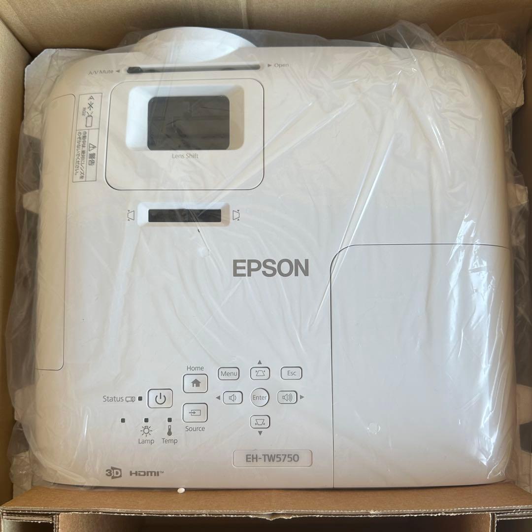 EPSON EH-TW5750 プロジェクター本体