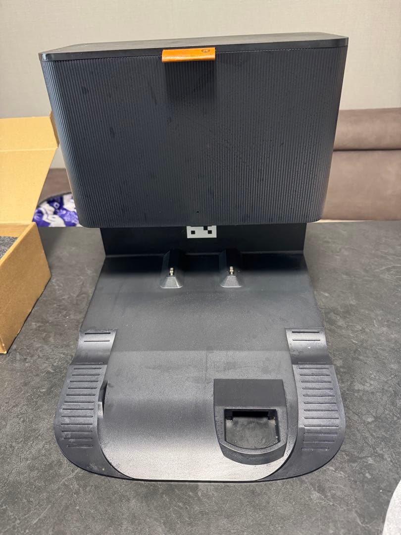 iRobot Roomba j7+ 本体 クリーニングベース付き