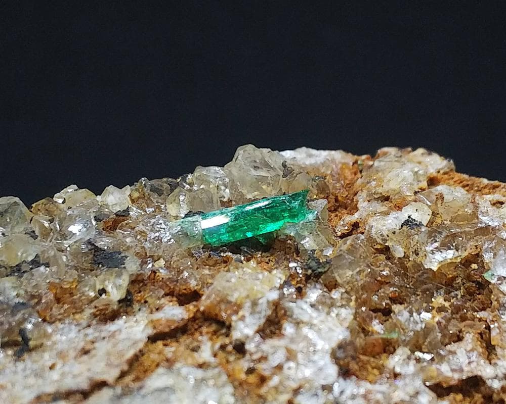 366 エメラルド＆クォーツ アフガニスタン産