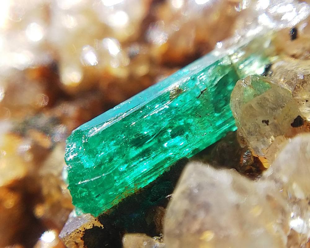 366 エメラルド＆クォーツ アフガニスタン産