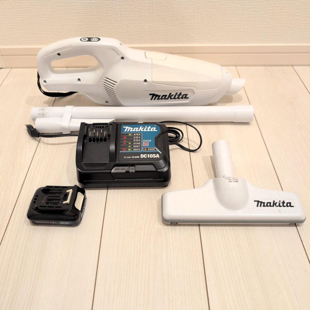 マキタ　10.8V充電式クリーナー　CL107FD 純正バッテリー　充電器付