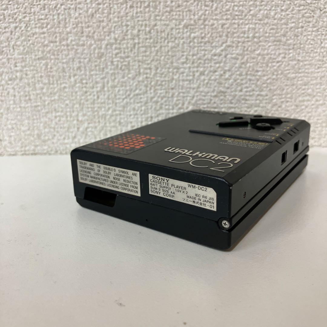 ESV027【ジャンク】SONY WALKMAN DC2 カセットプレーヤー