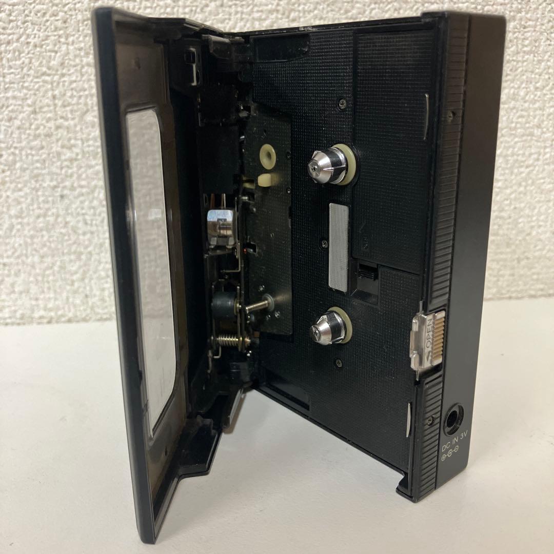 ESV027【ジャンク】SONY WALKMAN DC2 カセットプレーヤー