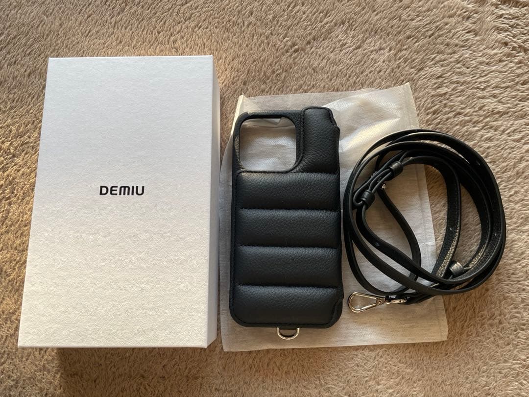 DEMIU 手帳型ケース iPhone15proブラック ストラップ付き