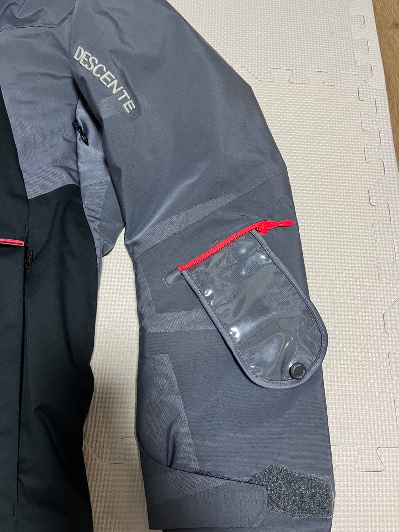 DESCENTE S.I.O スキーウェア上下セット　Mサイズ