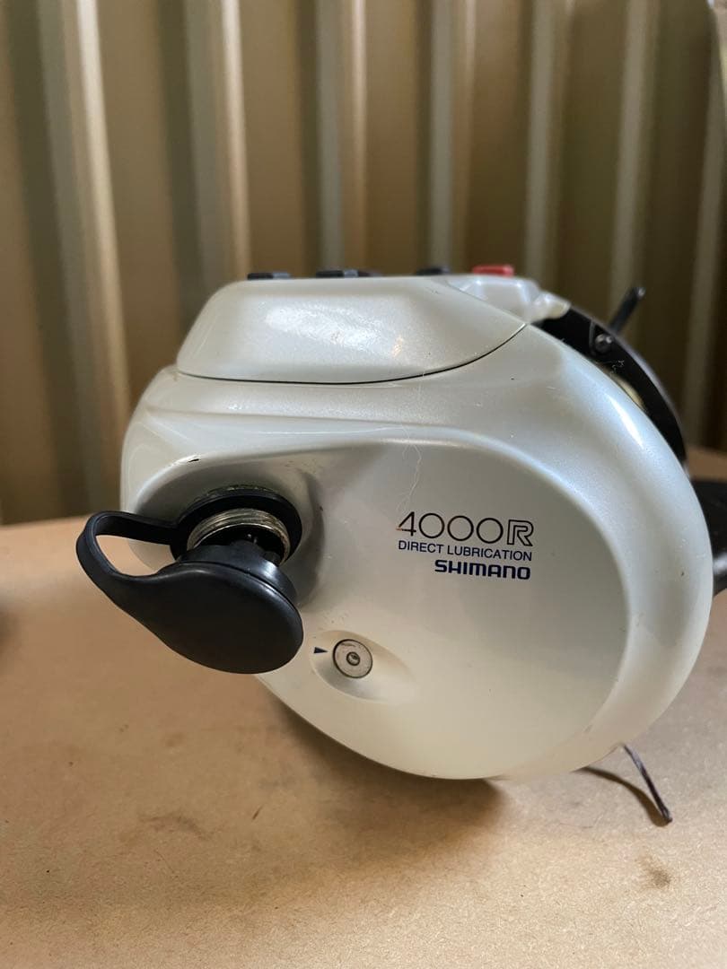 SHIMANO 電動リール 電動丸　4000R