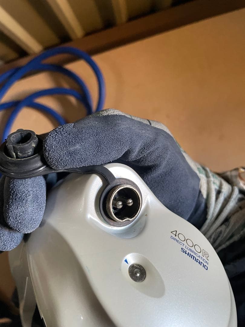 SHIMANO 電動リール 電動丸　4000R