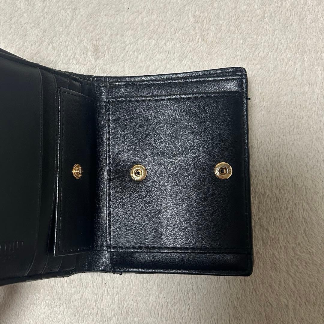 MIUMIU マテラッセ 二つ折りミニ財布 ブラック