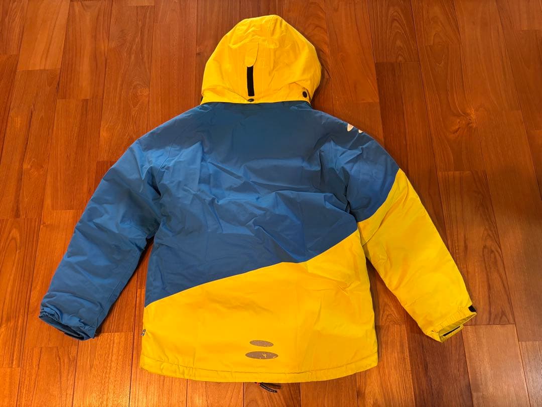 ISBJÖRN イスビョン　子ども　スキーウェア　146/152 セットアップ