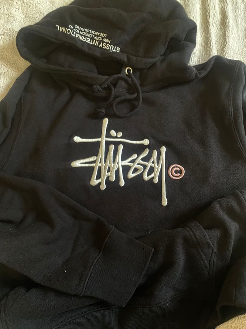 Stussy ブラック パーカー S