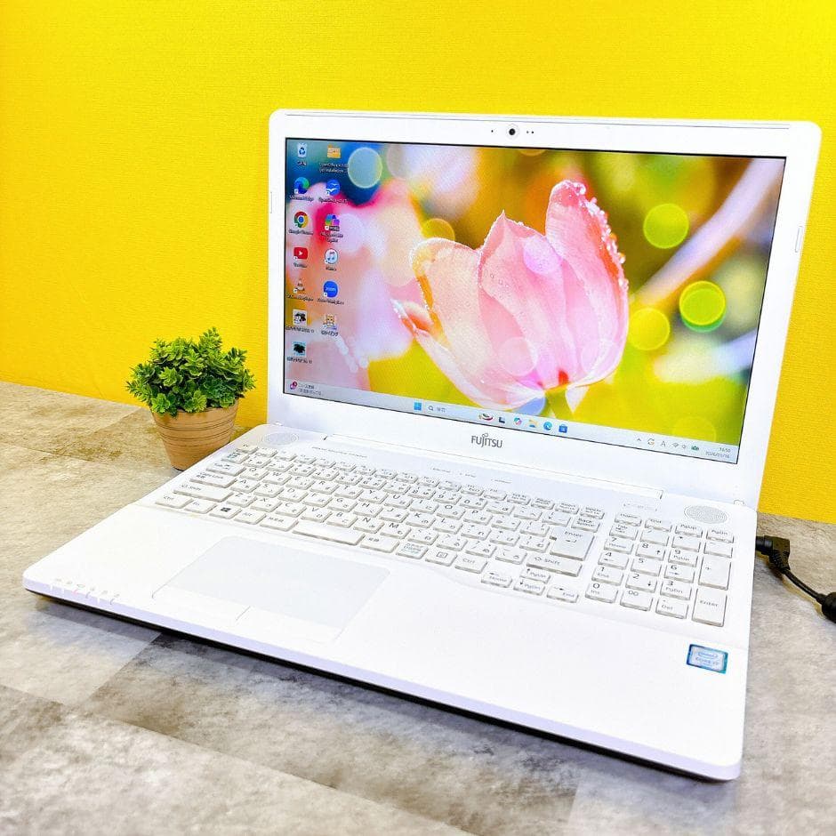 ⅰ7✨快適SSD✨Windows11 カメラ付き 薄型ノートパソコン 仕事や趣味