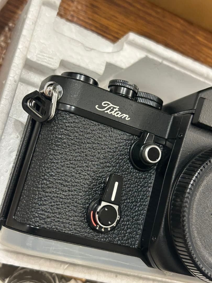 未使用　美品　ニコン Nikon フィルムカメラ ボディ F2 ブラック カメラ