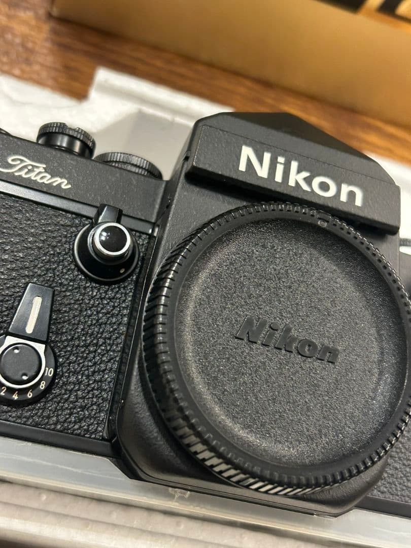 未使用　美品　ニコン Nikon フィルムカメラ ボディ F2 ブラック カメラ