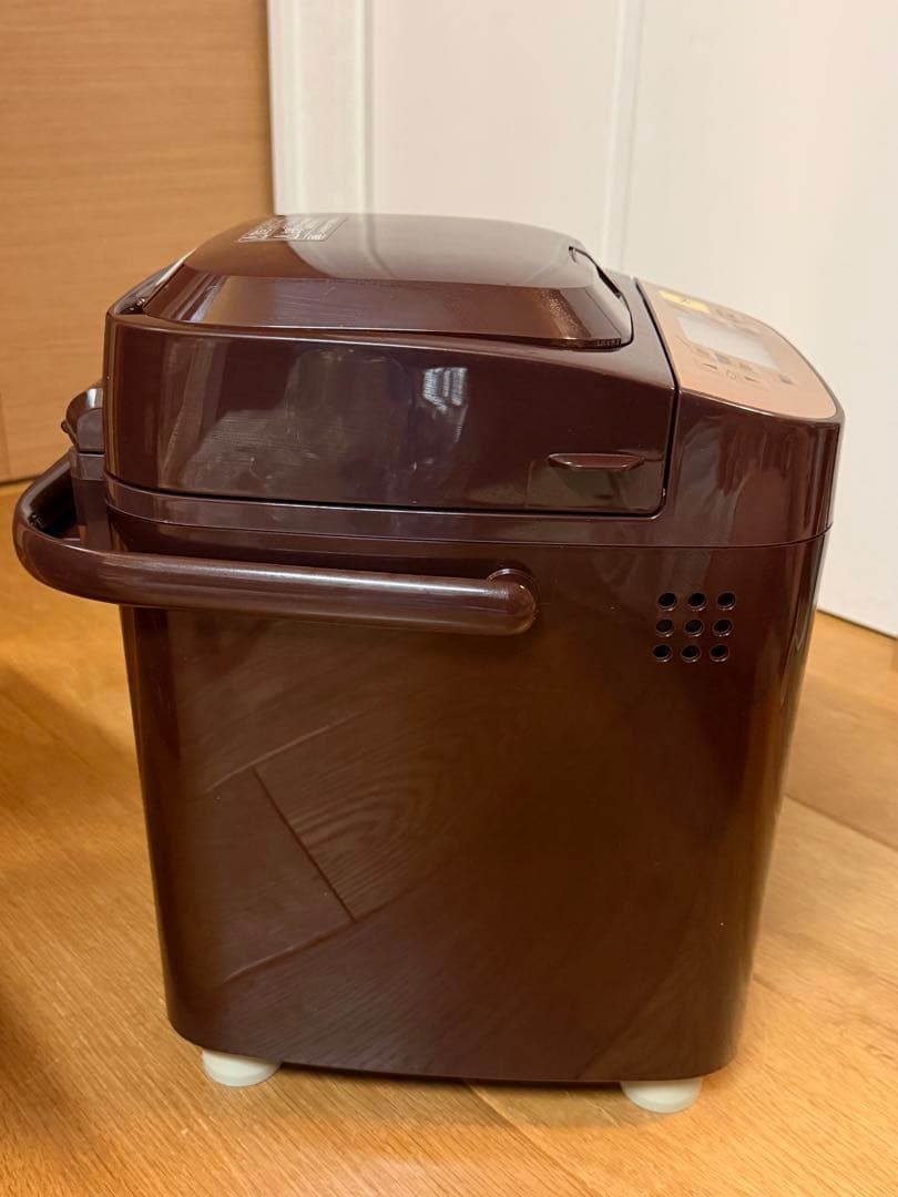 【ほぼ未使用】Panasonic ホームベーカリー SD-BMT1001-T