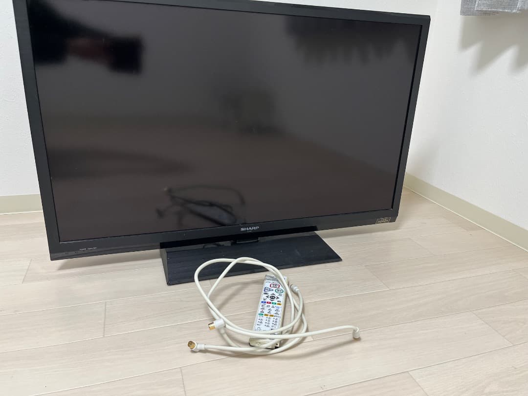 SHARP シャープ　液晶カラーテレビ　LC-40H7