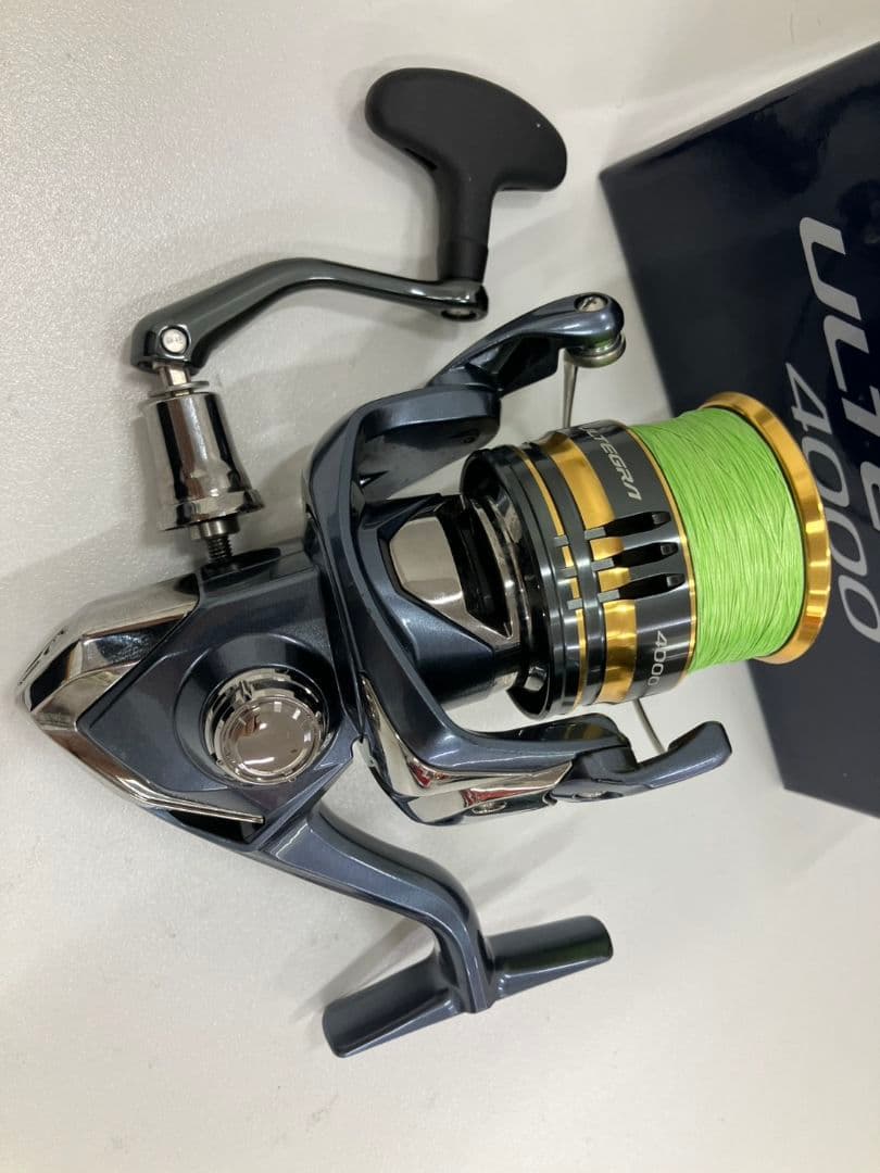 【スピニングリール　シマノ　ULTEGRA4000】