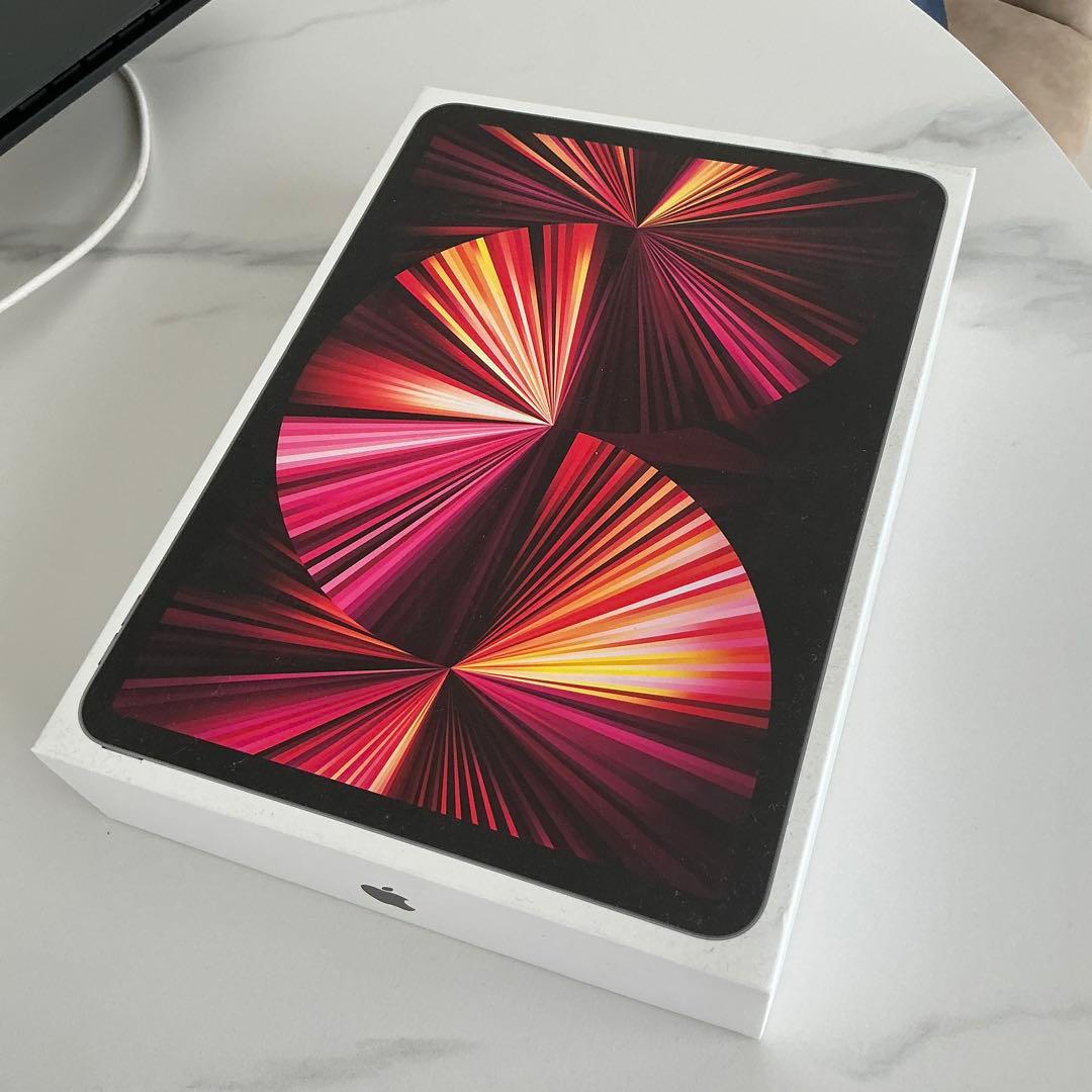 iPad Pro (11) 第3世代 512GB スペースグレー キーボード付き