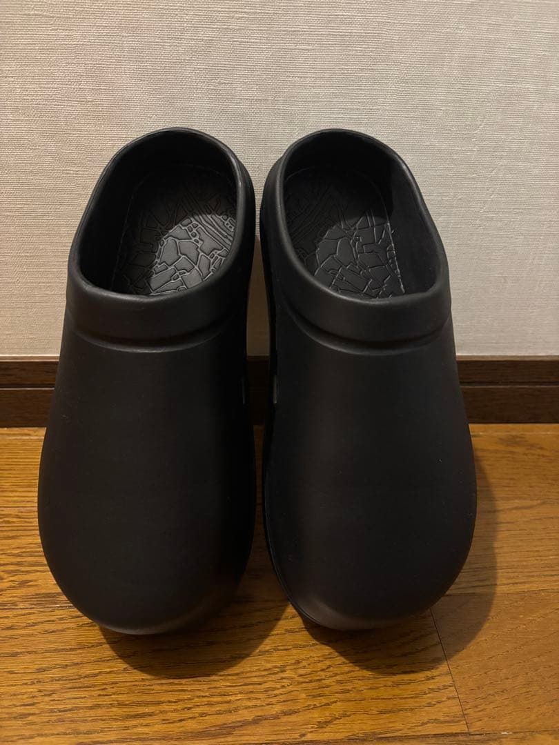 つん　ラクバキ racbaki イージーサボ ブラック 骨格矯正靴