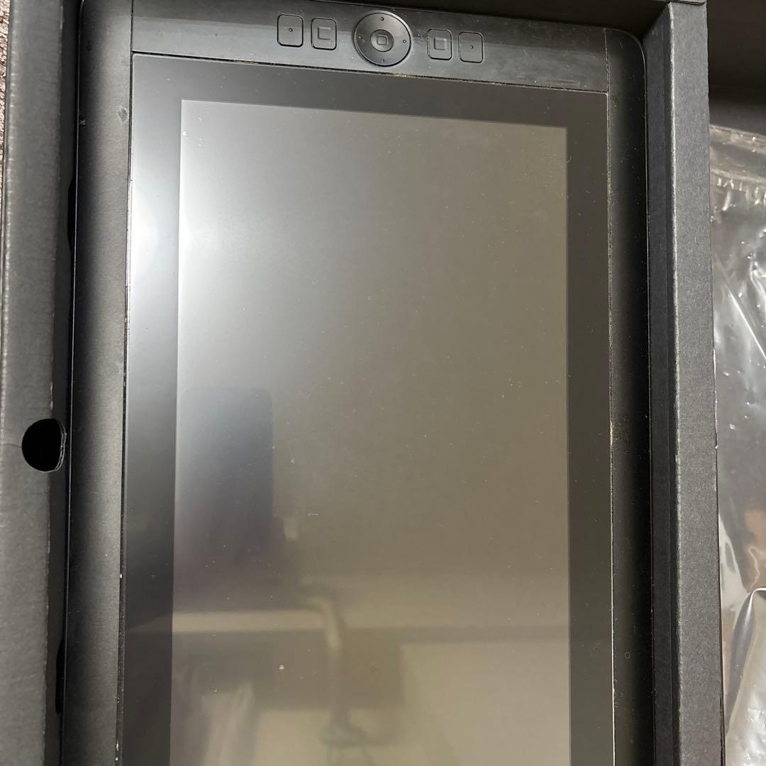 Wacom Cintiq 13HD 液晶ペンタブレット本体　2月に削除いたします