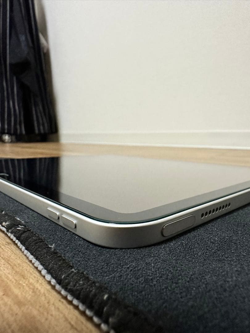 (極美品‼️)iPad 本体　第10世代　64GB シルバー　Wi-Fi