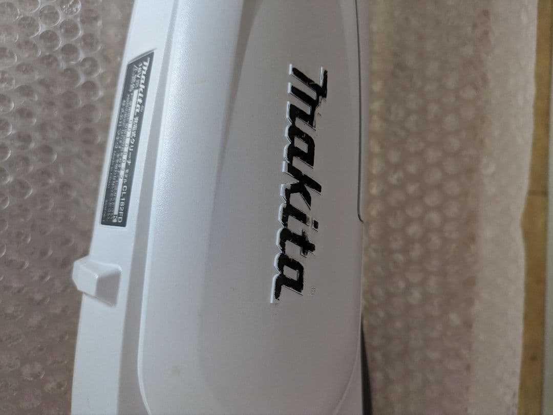 Makita マキタ 充電式クリーナー CL182FD