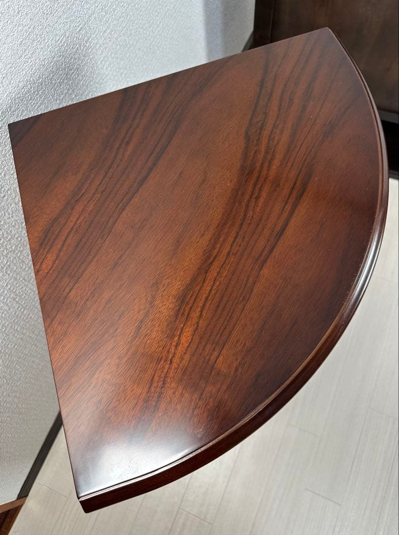 極美品 カリモク コロニアル コーナー キャビネット 飾り棚 ※i4※