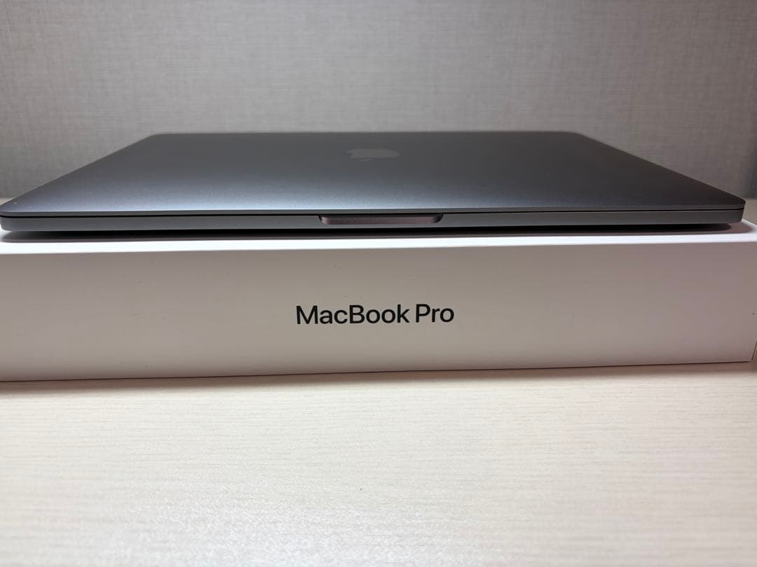 MacBook Pro 13インチ 2019 メモリ16GB/512GB