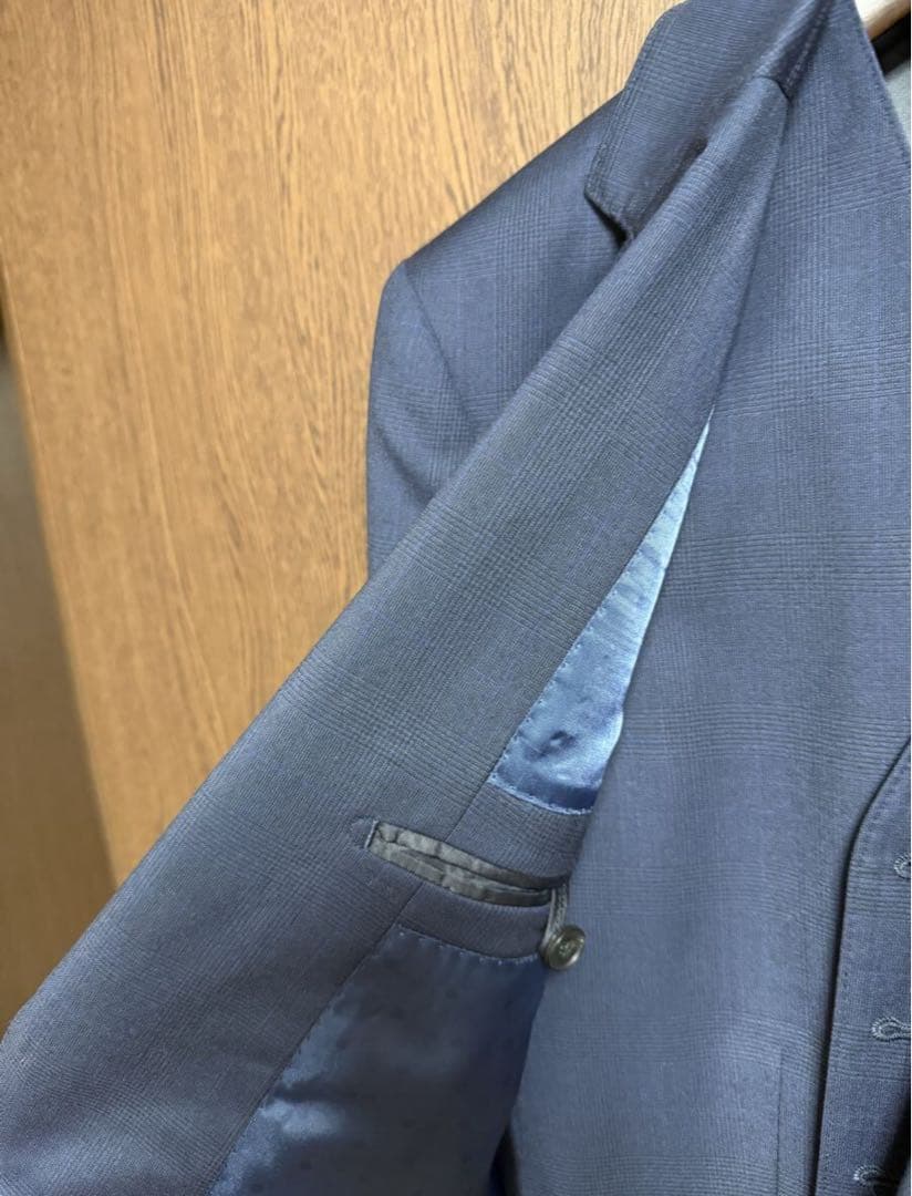 A6新品未使用！イタリアREDAウール100%3ピーススーツ！ネイビー！極小訳！
