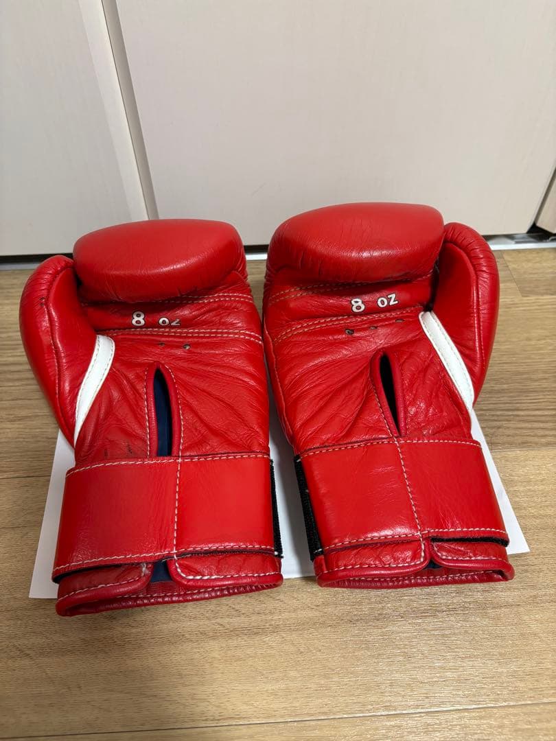 最終価格！Winning ボクシンググローブ 8 oz 赤