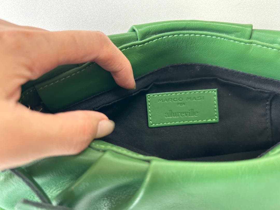 ✨最終値下げ✨アルアバイル　ショルダーバッグ　グリーン緑　クラッチバッグ