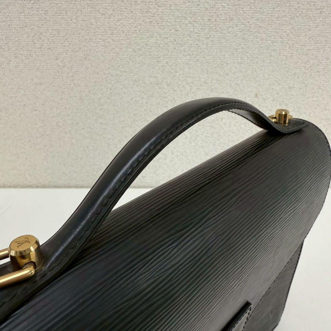 ルイヴィトン モンソー エピ ノワール ハンドバッグ M52122