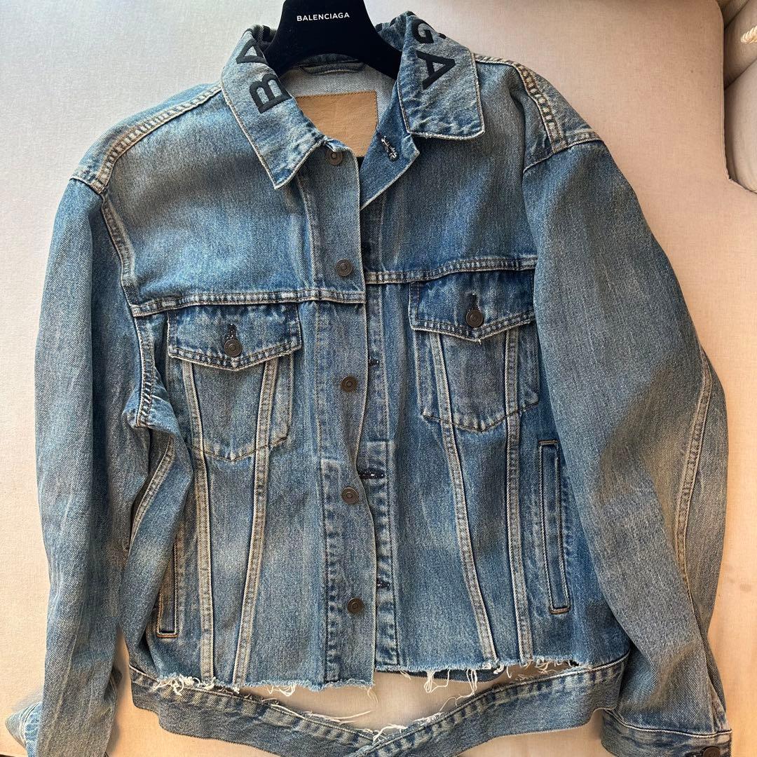 美品 BALENCIAGA カットオフ ロゴ オーバーサイズデニムジャケット
