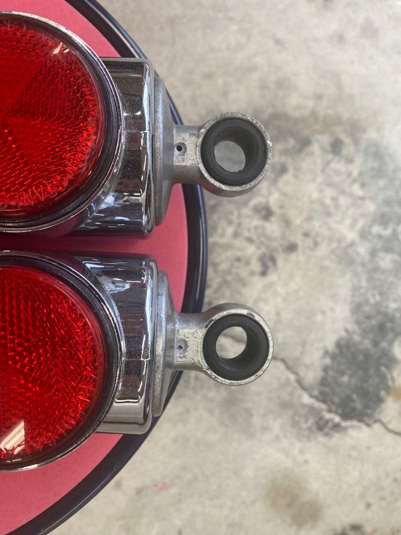 z1/z2 純正　リアサス