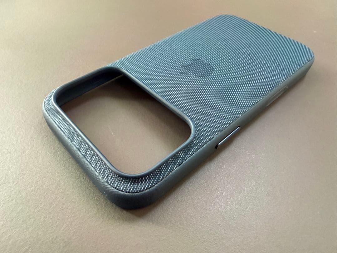 純正品MagSafe対応iPhone 17 Pro テックウーブンケース ブルー