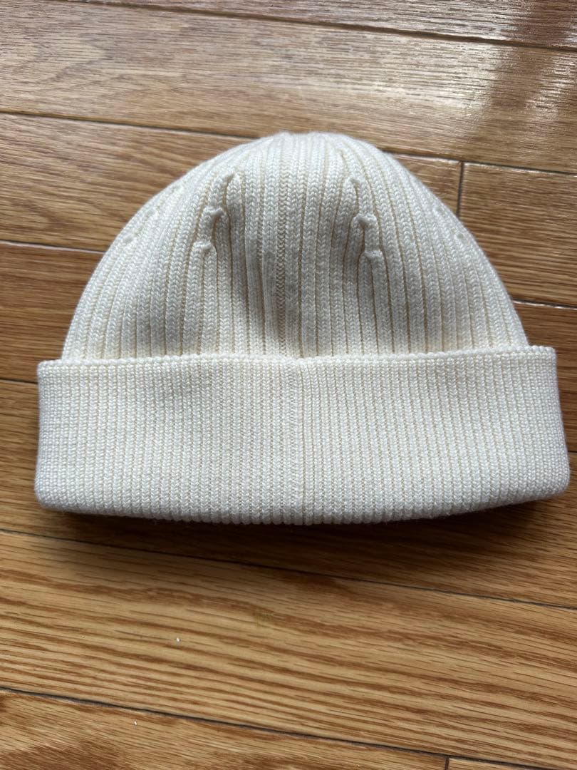 ロエベ　ニット帽　ホワイト　未使用