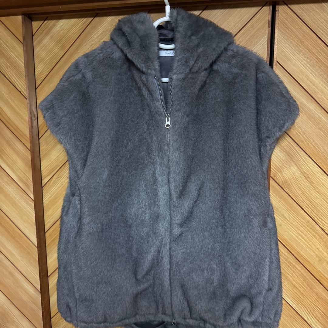 B.C STOCK フード付きミンク調ファーベスト