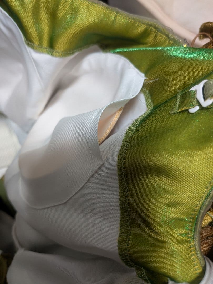 グリーンカラードレス8～10号 ＋ パニエ ＋ アクセサリー