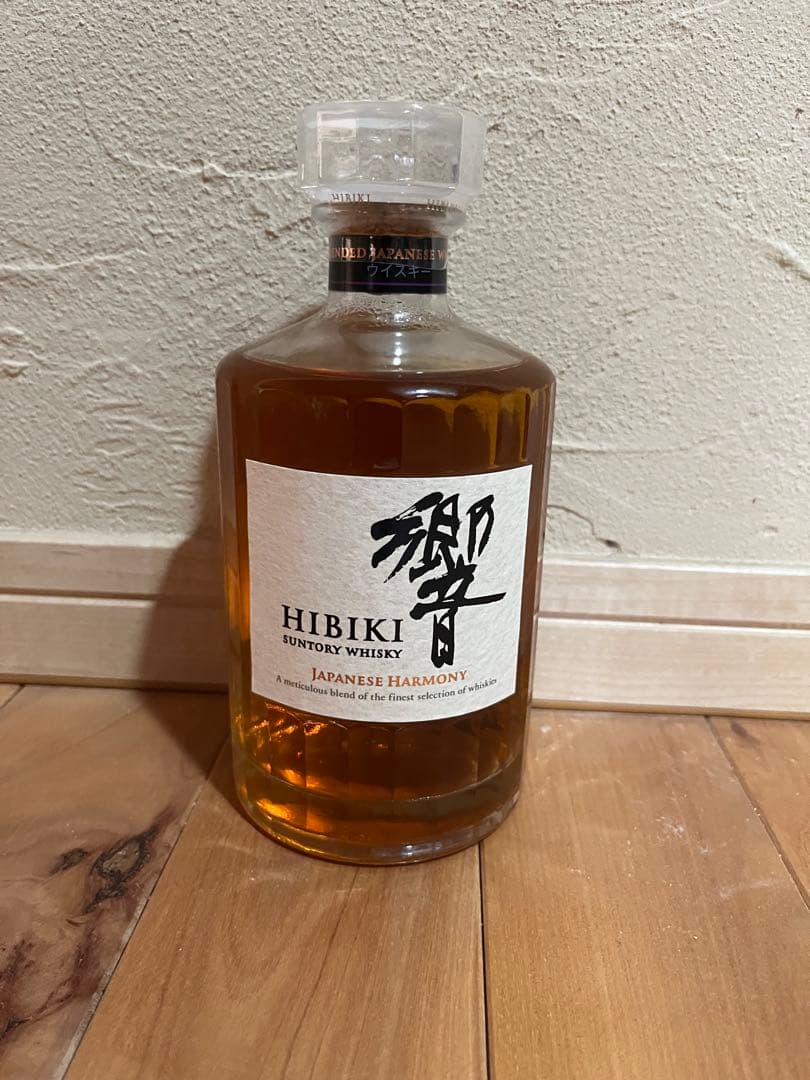 X*3様 サントリーウイスキー　響ジャパニーズハーモニー　700ml