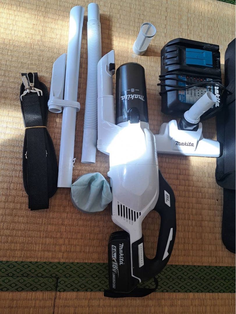 Makita マキタ 充電式 クリーナー CL286FD