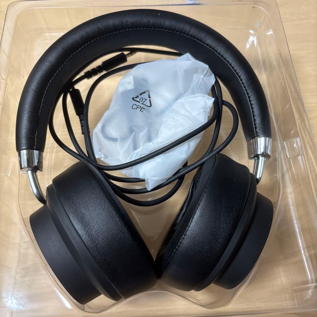 ヘブンバーンズレッド ワイヤレスヘッドホン AOW03　茅森ルカ ヘブバン