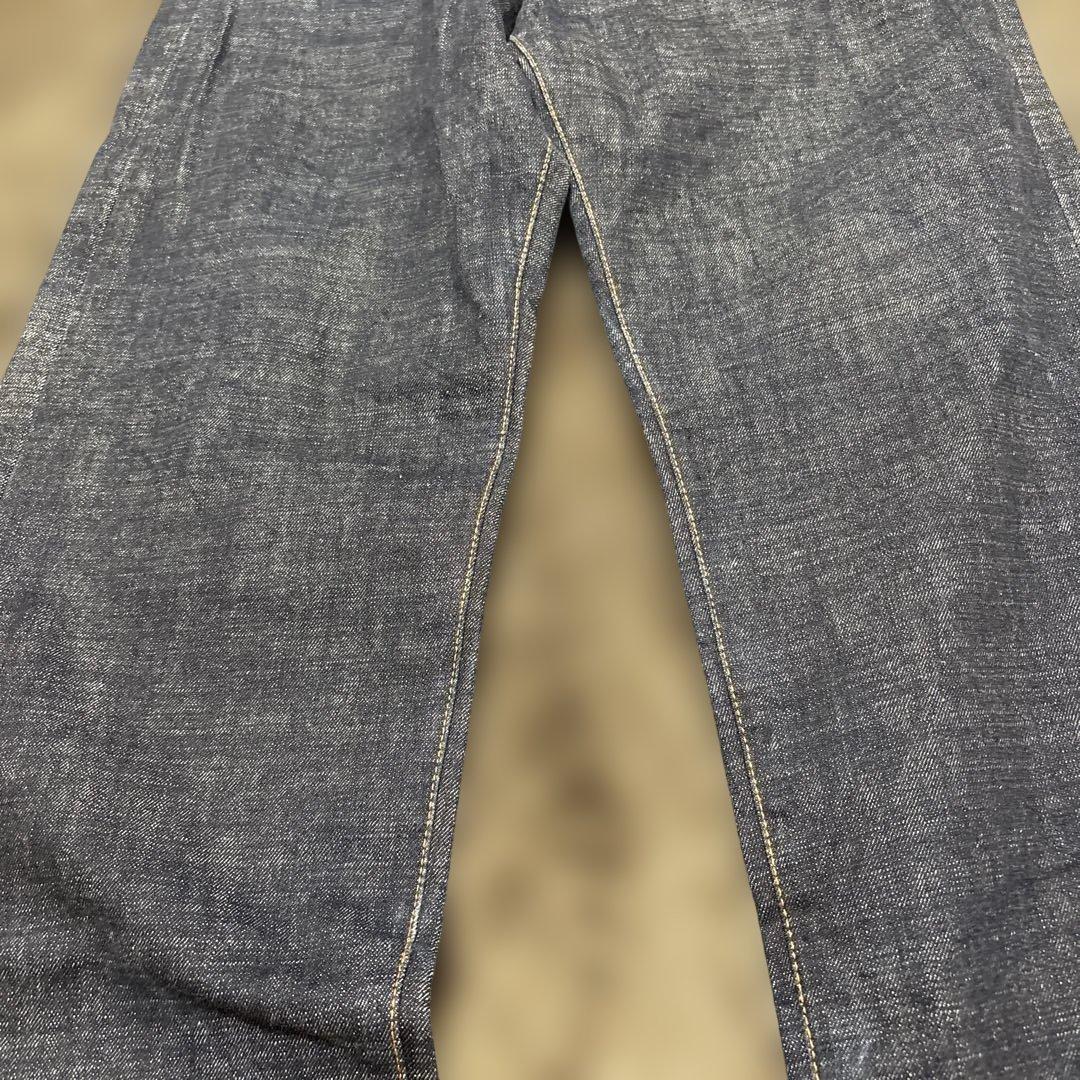 売*り様 美品　エヴィス　ストレートデニム バックポケットデザイン