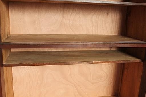 素敵な雰囲気の木枠ガラス戸棚　 食器棚　収納棚　本棚　キャビネット　古家具