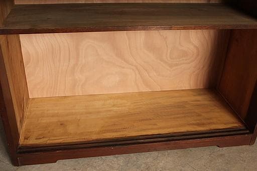 素敵な雰囲気の木枠ガラス戸棚　 食器棚　収納棚　本棚　キャビネット　古家具