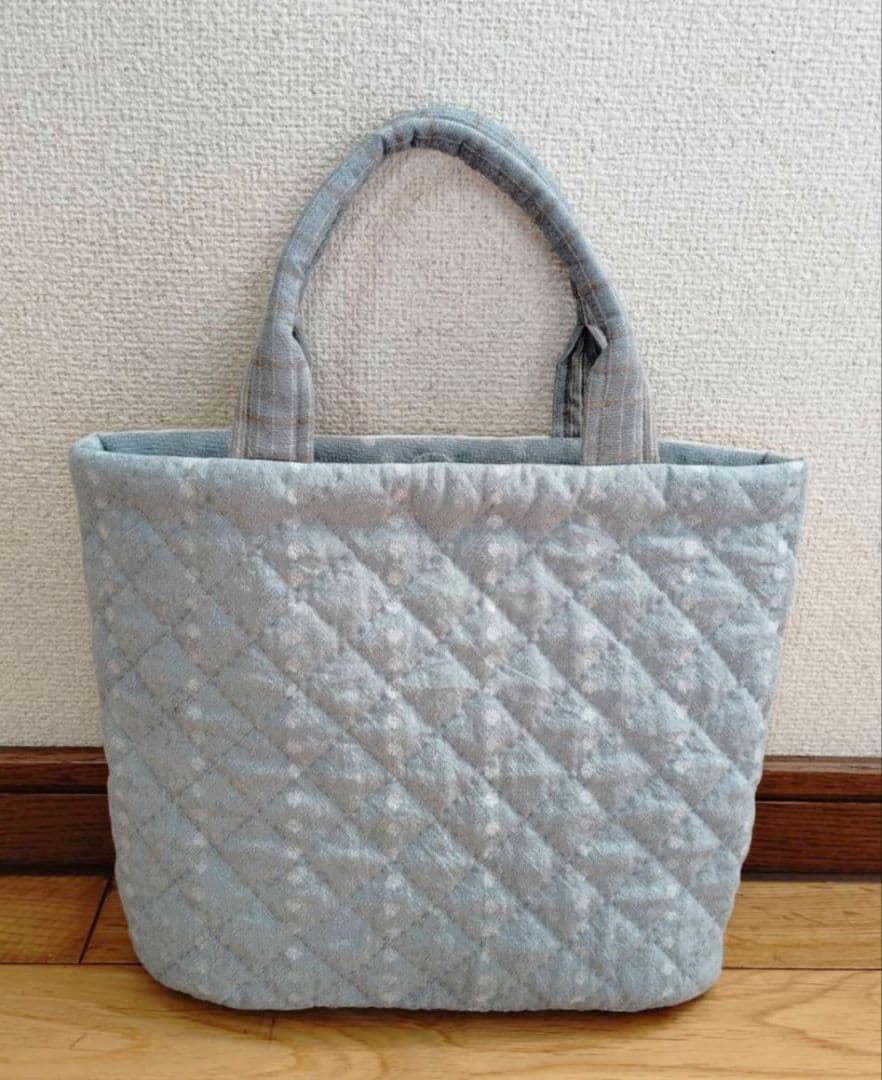 「 風見鶏の見える街 」トートバッグ パッチワーク ハンドメイド テシゴト